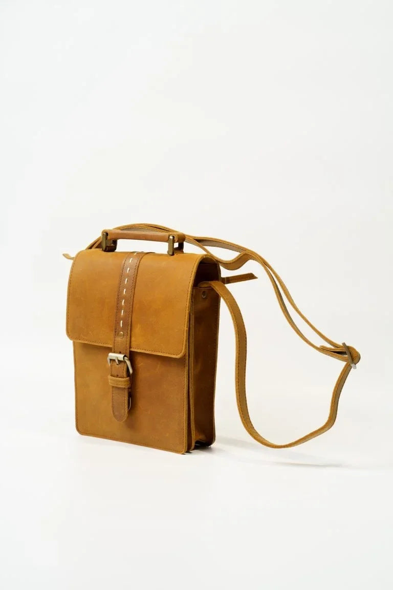 Classic Leather Messenger Bag - Bwok limited