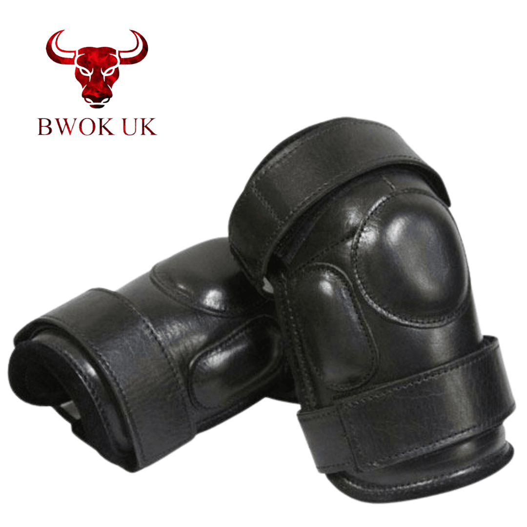 Black Horse Knee Guard - Bwok limited