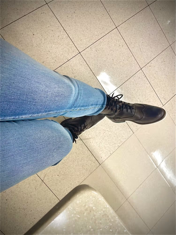 Vintage Highland Lace-Up Boots