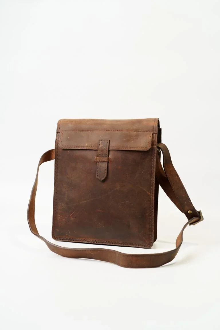 Vintage Leather Laptop Bag for Men & Women | Stylish Office & Travel Satchel – Bwok Store - Bwok limited